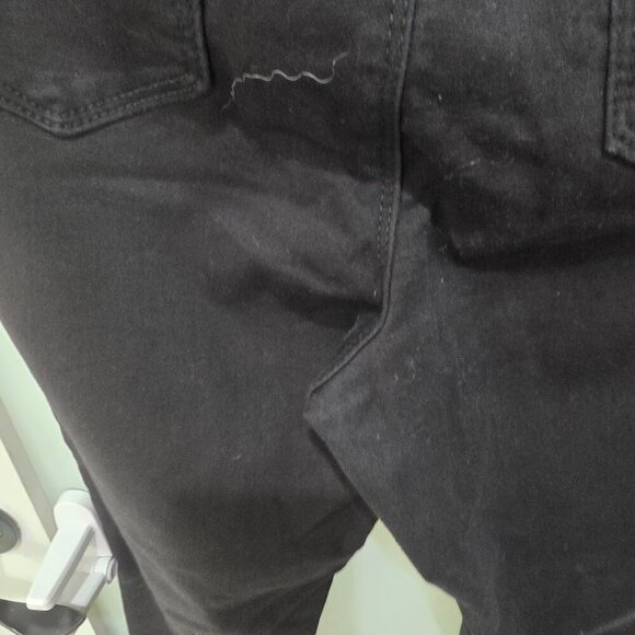 🖤 a.n.a Black Skinny Jeans – Size 14W – Comfy, Sleek & Flattering! ✨ - Picture 7 of 8